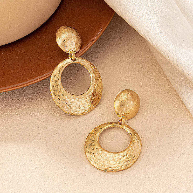 Simple Graceful Round Retro All-match Geometric Ear Studs