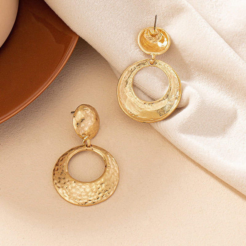 Simple Graceful Round Retro All-match Geometric Ear Studs
