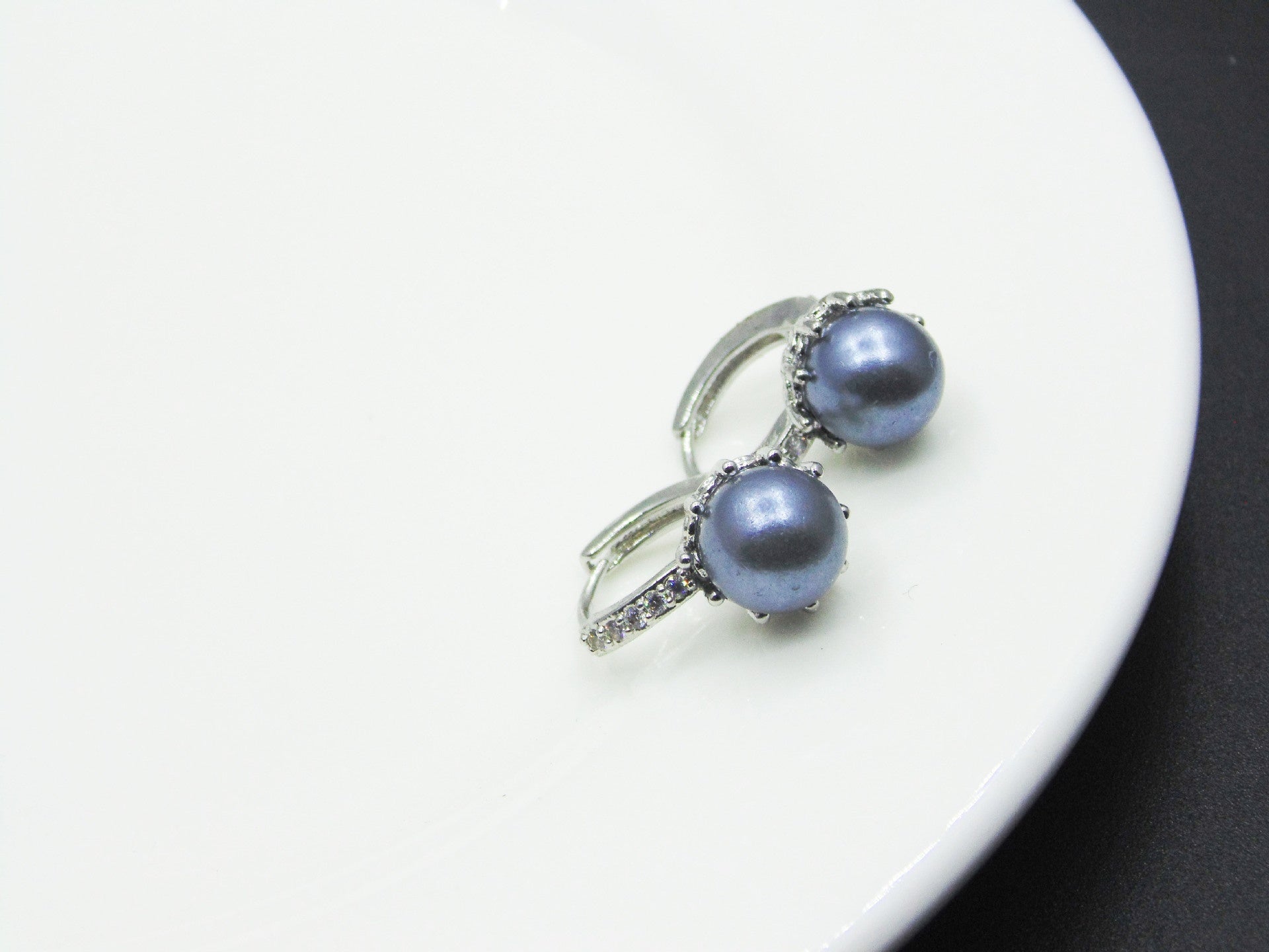 High-grade Pearl Ear Clip Inlaid Zircon Female Accessories Gold Plated Environmental Protection